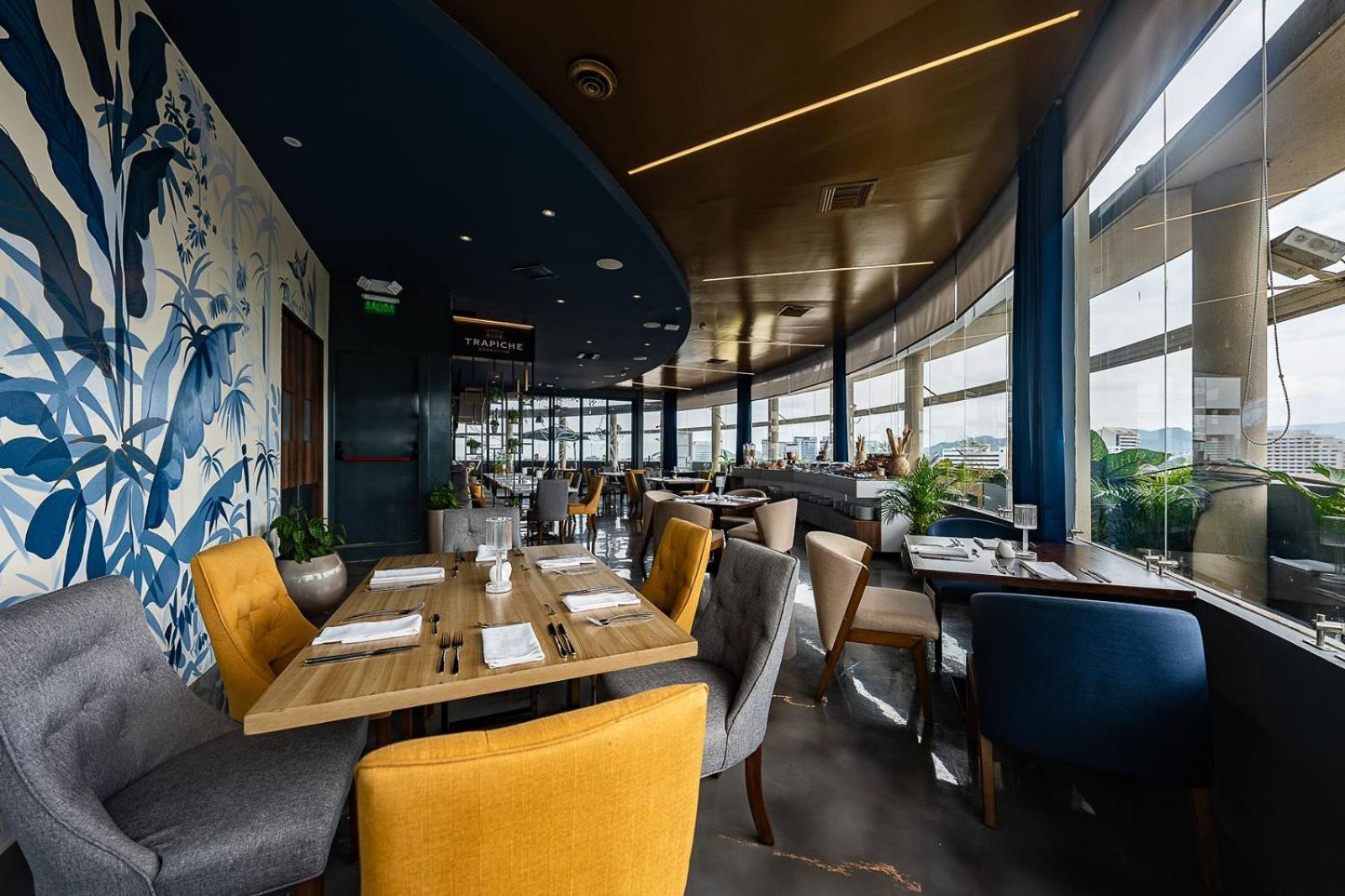 Wyndham Garden Hotel 4*