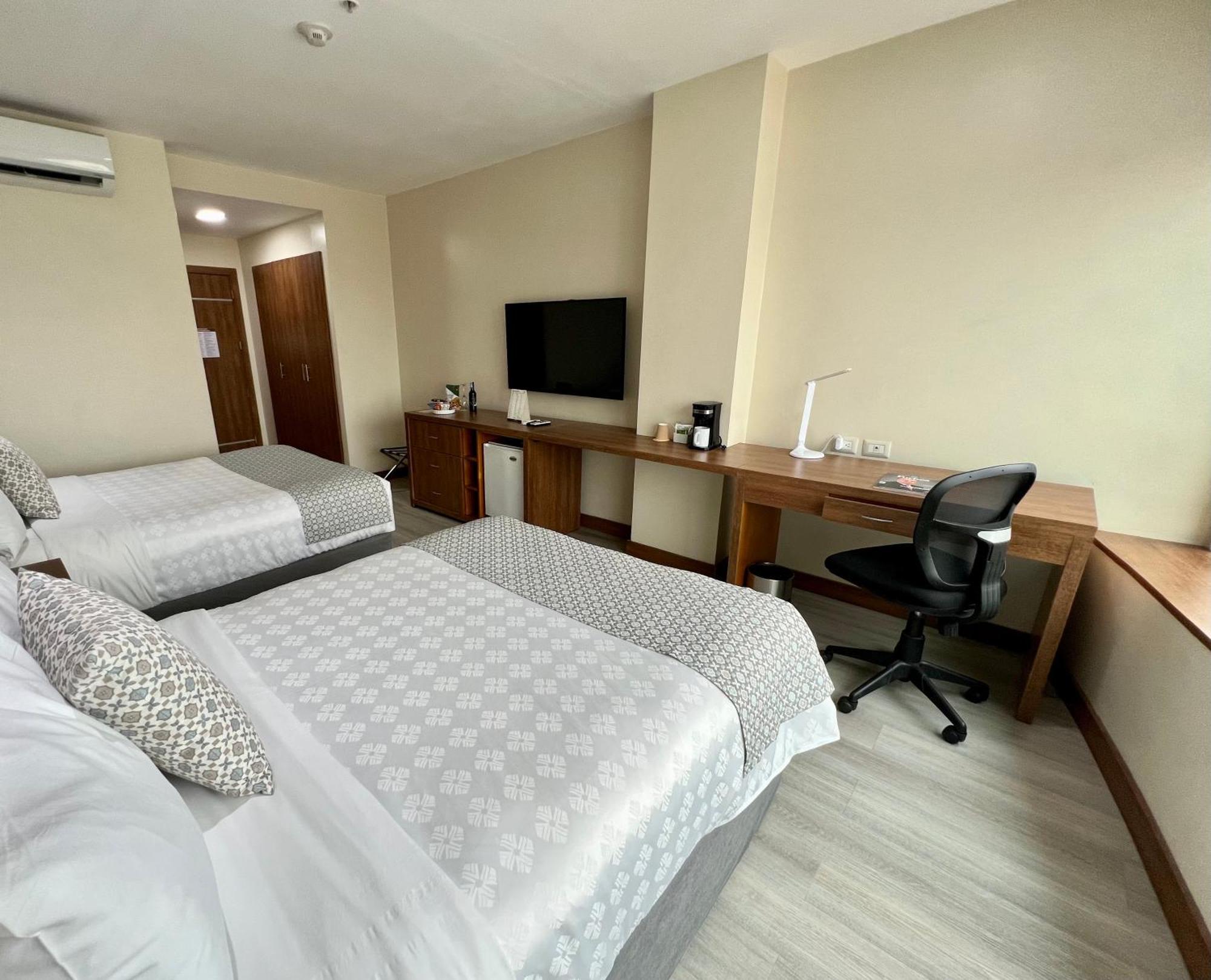 Hotel Wyndham Garden 4*