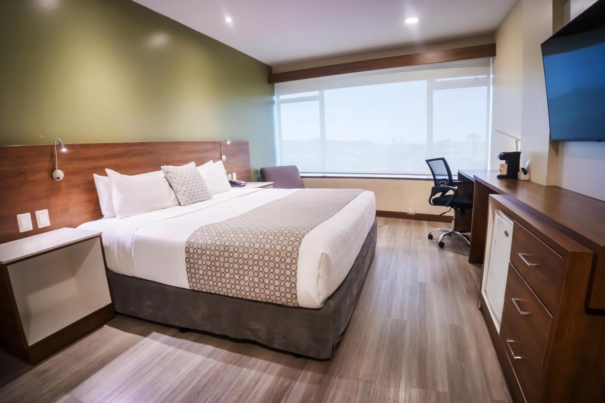 Hotel Wyndham Garden 4*