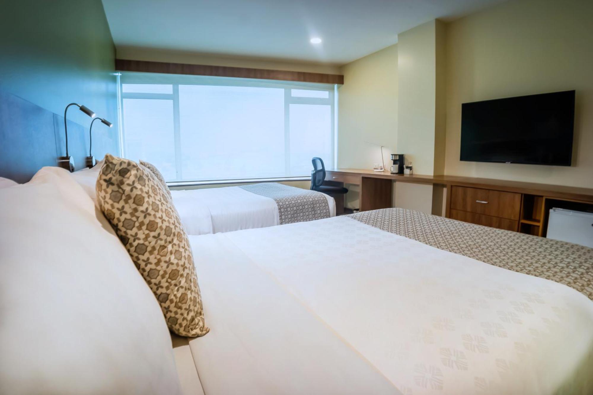 Wyndham Garden 4*